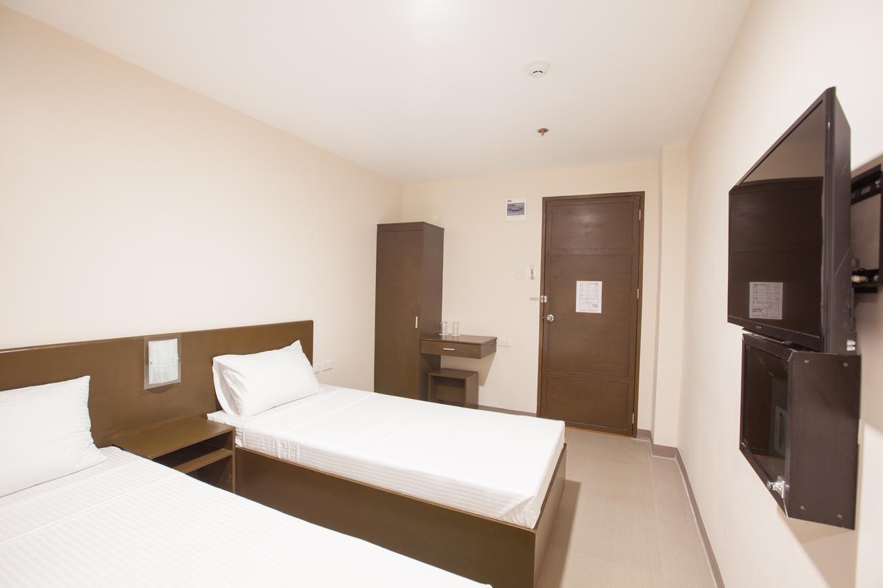 Emerald Suites Cdo Кагаян-де-Оро Номер фото